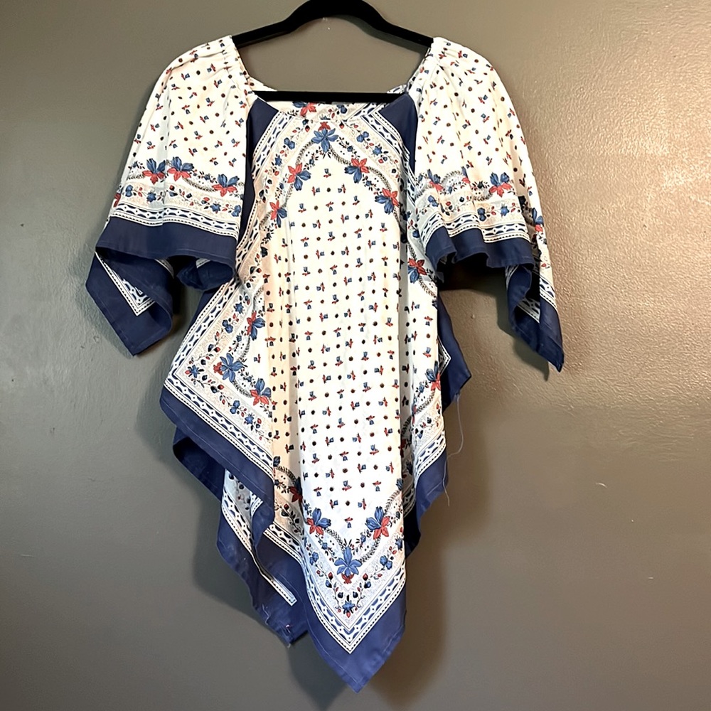 Vintage 1960’s Scarf / bandana blouse